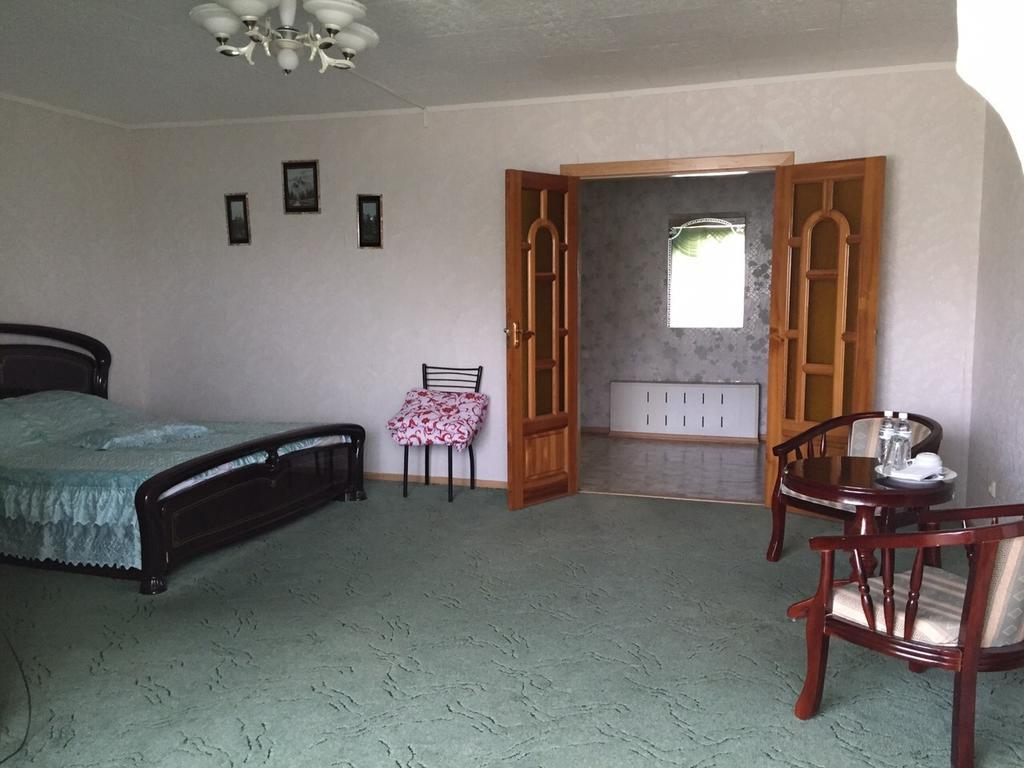 Hotel Zelenaya アクタウ 部屋 写真