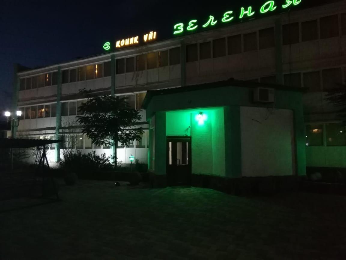 Hotel Zelenaya アクタウ エクステリア 写真